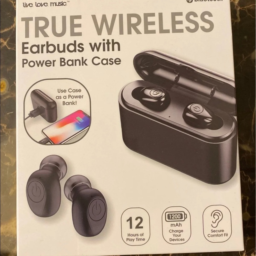 True Wireless Earbuds With Power Bank Case